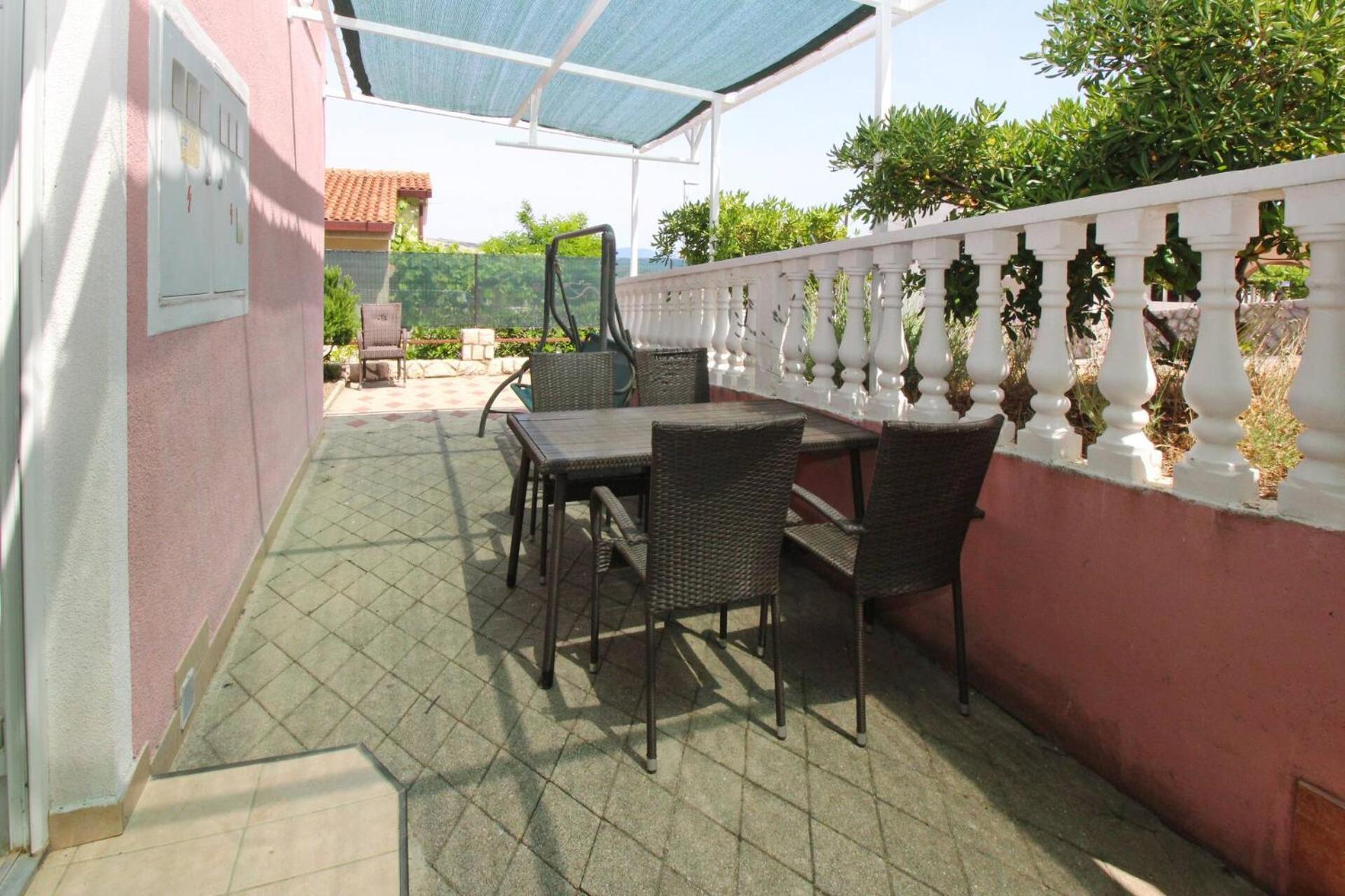 Apartments Lovincic Baska  Exterior photo